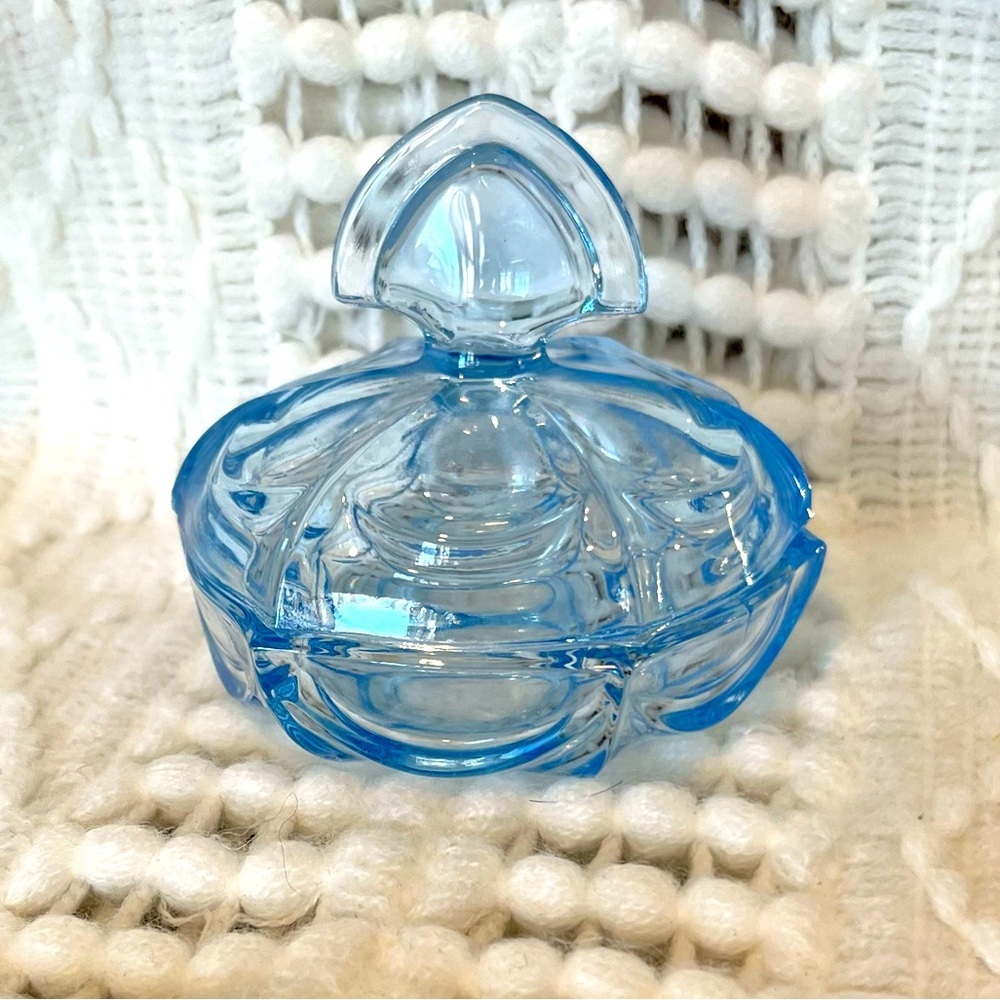 Vintage 1930 Fostoria Glass Ice Blue Glass Trinket Dresser Dish RARE